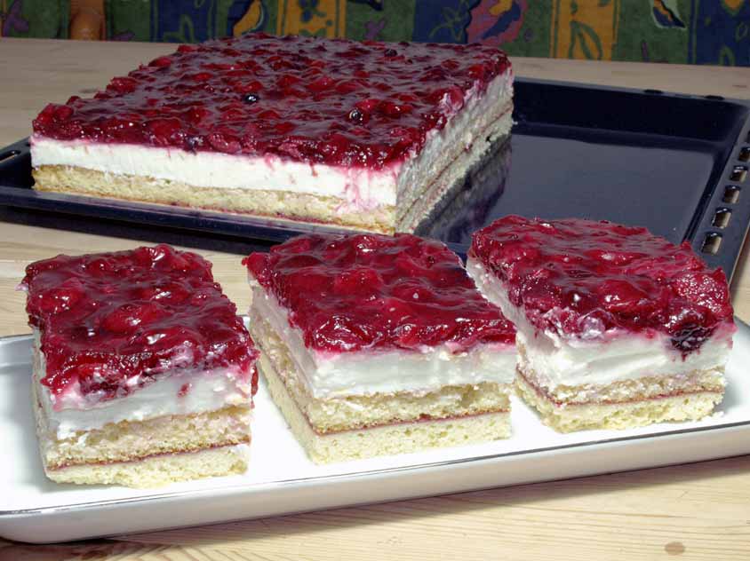 Rote Grütze Kuchen Rezept mit Agar-Agar Agartine vom Blech Sahne Quark ...