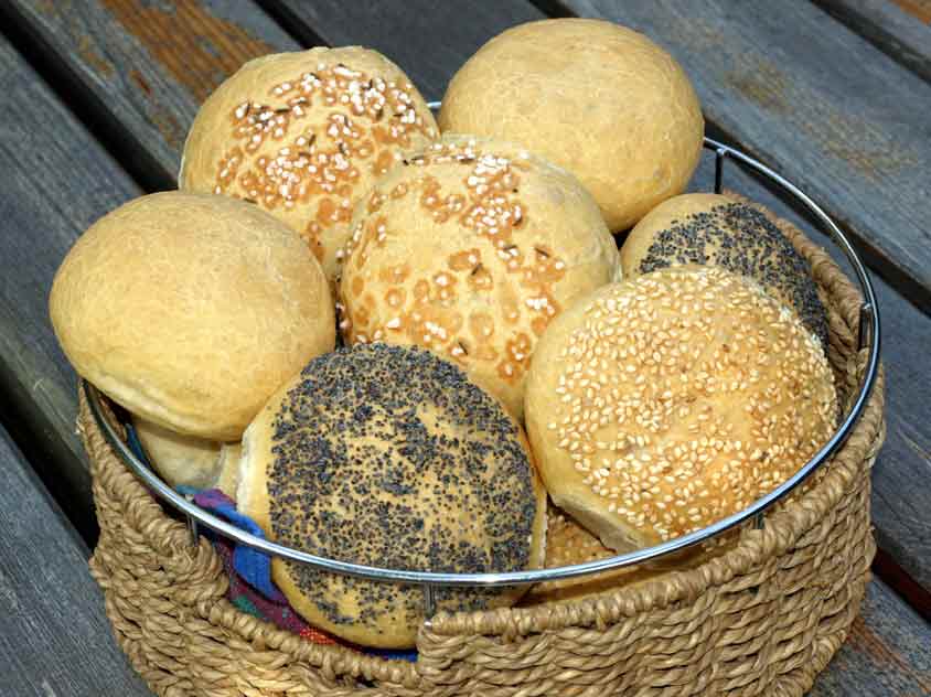 Brötchen Alman Ekmekcik tarifi - ŞEKERKADIN