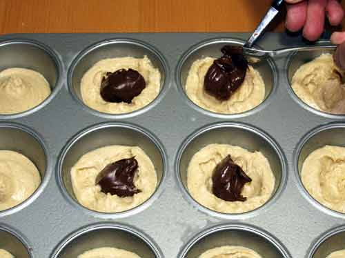 Nutella Muffins füllen