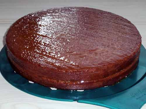 Sachertorte aprikotieren