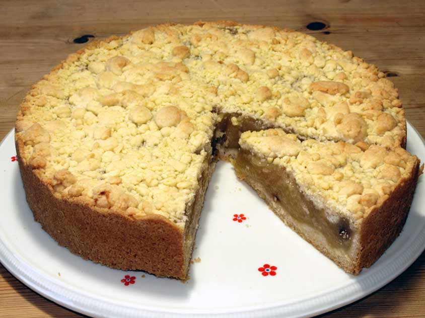 Schneller Apfelkuchen Rezept einfacher Apfelmuskuchen mit Streusel und ...