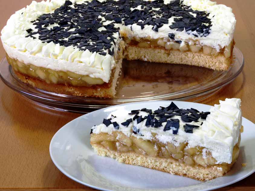 Schwedische Apfeltorte Rezept mit Biskuit Sahne ohne Backen und ...