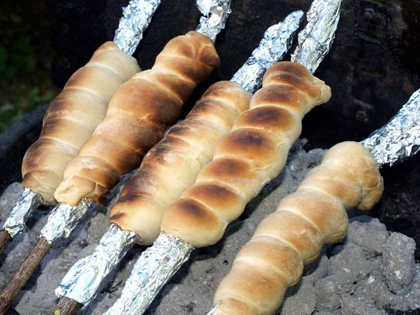 Super einfaches Stockbrot Rezept - nicht ohne Hefe